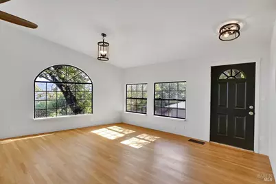 19 Juniper Drive, Napa, CA 94558 - Photo 8