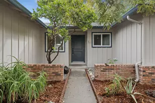 567 Parkridge Dr, Vacaville, CA 95688 - Photo 2