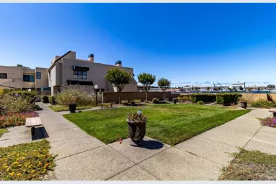 171 Nantucket Lane, Vallejo, CA 94590 - Photo 34