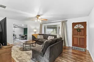 225 E Chestnut St, Dixon, CA 95620 - Photo 6