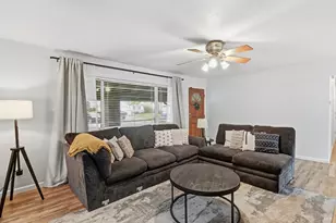 225 E Chestnut St, Dixon, CA 95620 - Photo 8