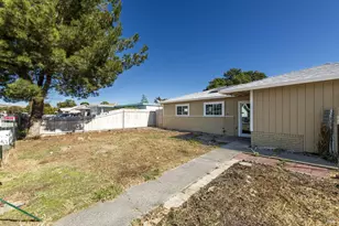 1024 Tyler St, Fairfield, CA 94533 - Photo 2