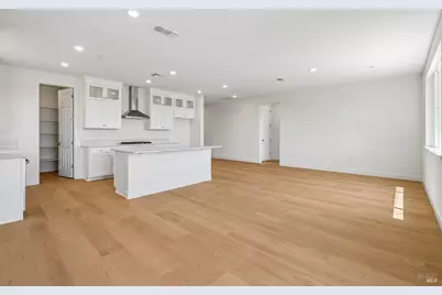 2361 Newcastle Drive, Vacaville, CA 95687 - Photo 4