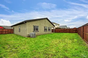 1770 Butterfly Ln, Dixon, CA 95620 - Photo 38