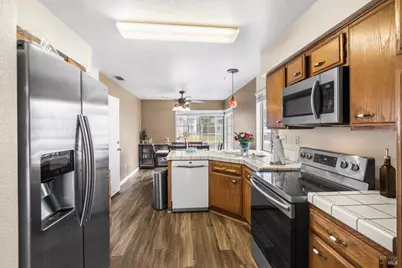 248 Colby Drive, Vacaville, CA 95687 - Photo 8