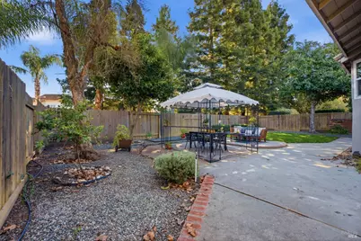 381 Shannon Drive, Vacaville, CA 95688 - Photo 44