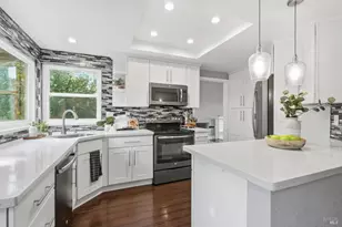 381 Shannon Dr, Vacaville, CA 95688 - Photo 14