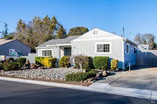 78 Westwood Ave, Napa, CA 94558 - Photo 2