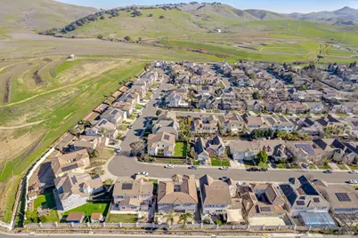 247 Cantada Way, American Canyon, CA 94503 - Photo 16