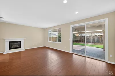 3079 Red Maple Court, Vacaville, CA 95687 - Photo 10