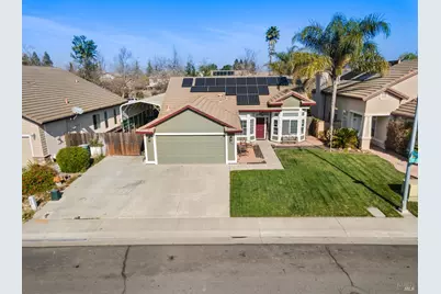 590 Stern Drive, Dixon, CA 95620 - Photo 2