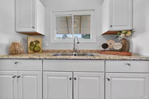 2013 Cormorant Dr, Fairfield, CA 94533 - Photo 14