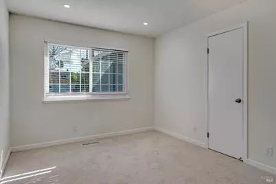 111 Elgin Court, Vallejo, CA 94591 - Photo 28