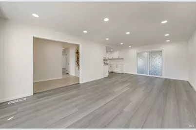 111 Elgin Court, Vallejo, CA 94591 - Photo 10