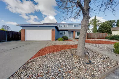 111 Elgin Court, Vallejo, CA 94591 - Photo 2