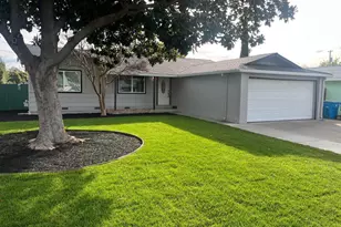 324 Trinity Dr, Vacaville, CA 95687 - Photo 2