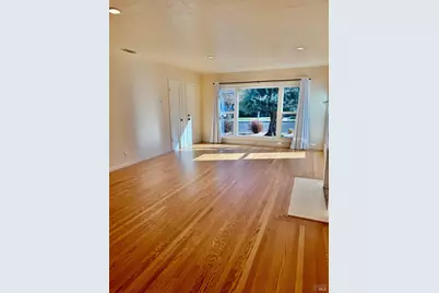 2766 Iowa Street, Napa, CA 94558 - Photo 8