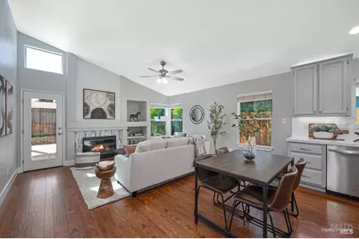 1825 Whiting Court, Dixon, CA 95620 - Photo 2