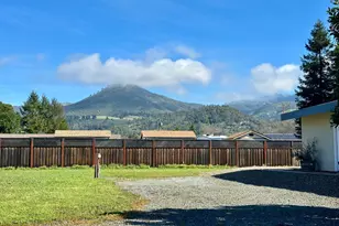 390 Treehaven Ln, Kenwood, CA 95452 - Photo 22