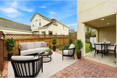 7256 Willow Creek Circle, Vallejo, CA 94591 - Photo 4