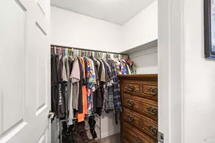 190 Waterford Dr, Vacaville, CA 95688 - Photo 24