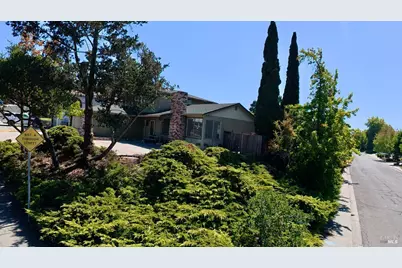 11 Dover Court, Vallejo, CA 94591 - Photo 2
