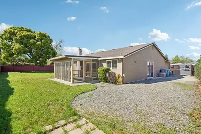 226 Richard Place, Vacaville, CA 95687 - Photo 24