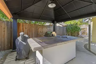 804 Sapphire Cir, Vacaville, CA 95687 - Photo 32