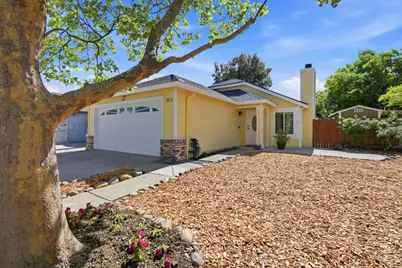 804 Sapphire Circle, Vacaville, CA 95687 - Photo 2
