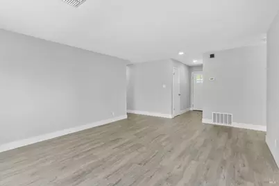 2438 Oceanic Drive, Fairfield, CA 94533 - Photo 12