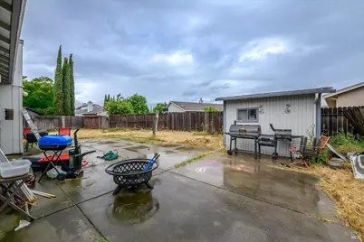 1424 Shasta Street, Suisun City, CA 94585 - Photo 14