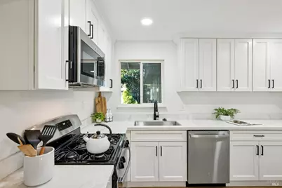 1728 Ensenada Court, Santa Rosa, CA 95401 - Photo 16