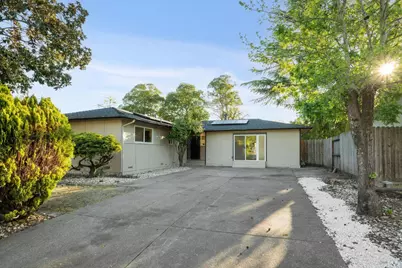 1728 Ensenada Court, Santa Rosa, CA 95401 - Photo 2