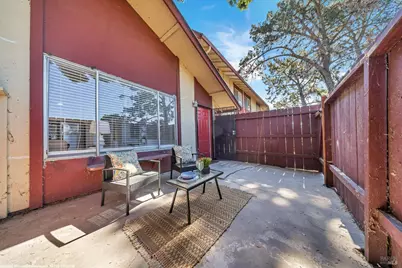 444 Corcoran Avenue #4, Vallejo, CA 94589 - Photo 2