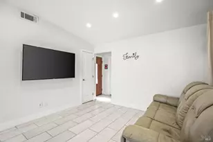 2061 Southwood Dr, Vacaville, CA 95687 - Photo 8