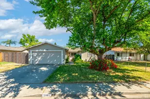 2061 Southwood Dr, Vacaville, CA 95687 - Photo 2