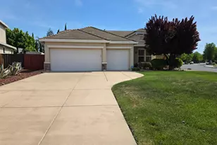 1043 Parkside Dr, Vacaville, CA 95688 - Photo 1