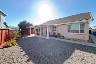 1043 Parkside Dr, Vacaville, CA 95688 - Photo 30