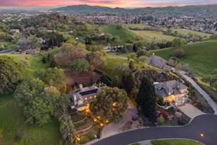 2054 Pinecrest Ct, Vacaville, CA 95688 - Photo 4