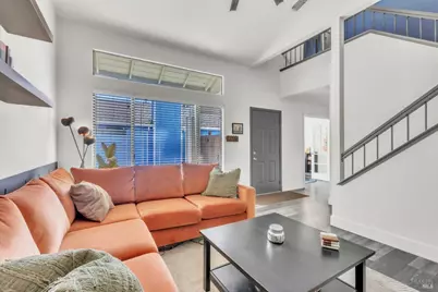 902 Meadowhawk Drive, Vacaville, CA 95687 - Photo 4