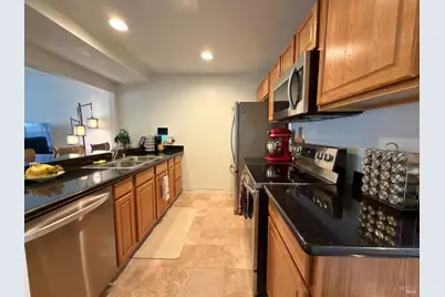 490 Edgewood Drive #5, Vacaville, CA 95688 - Photo 6