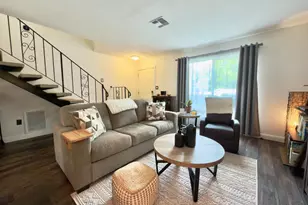 490 Edgewood Dr, Vacaville, CA 95688 - Photo 2