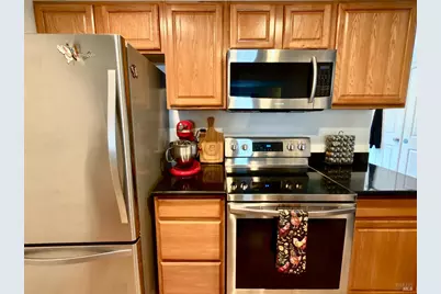 490 Edgewood Drive #5, Vacaville, CA 95688 - Photo 6