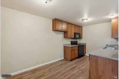 508 Crested Drive, Suisun City, CA 94585 - Photo 12