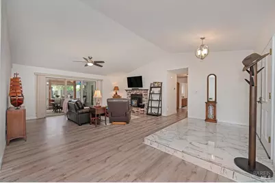 142 Hillview Drive, Vacaville, CA 95688 - Photo 14