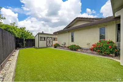 142 Hillview Drive, Vacaville, CA 95688 - Photo 42