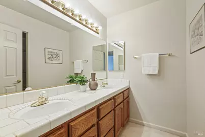 566 Laramie Way, Vacaville, CA 95688 - Photo 30