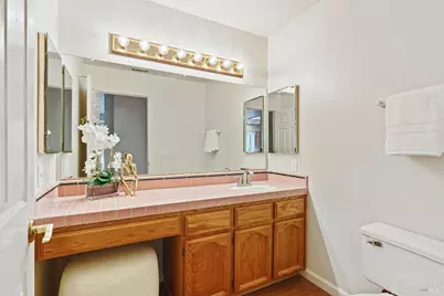 566 Laramie Way, Vacaville, CA 95688 - Photo 26