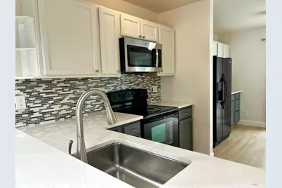 490 Edgewood Drive #23, Vacaville, CA 95688 - Photo 8
