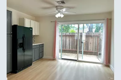 490 Edgewood Drive #23, Vacaville, CA 95688 - Photo 12